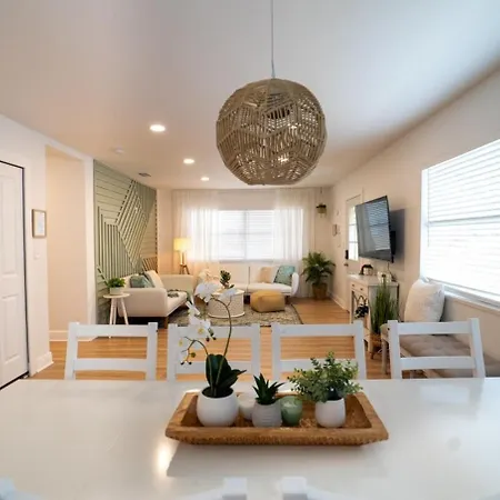 Luxury &Stylish Home Near Ybor Dt Central Location Tampa Exterior photo