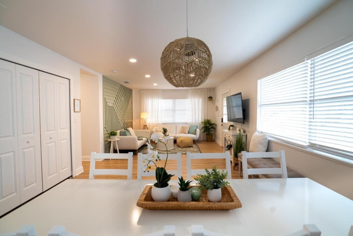 Luxury &stylish Near Ybor Dt Location Holiday home *